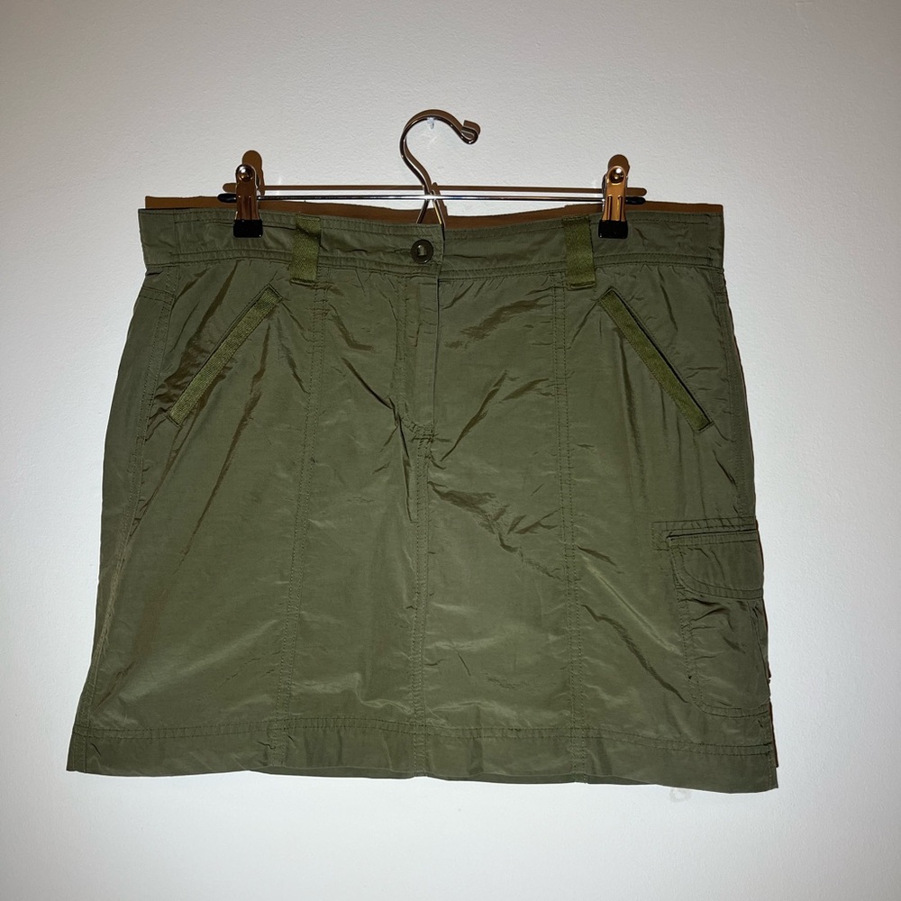 **SOLD** SZ 12 Cargo SKORT!